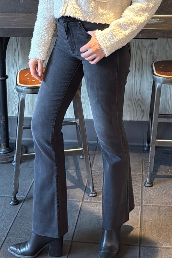 Casey Stretch HR Scissor Flare Jean