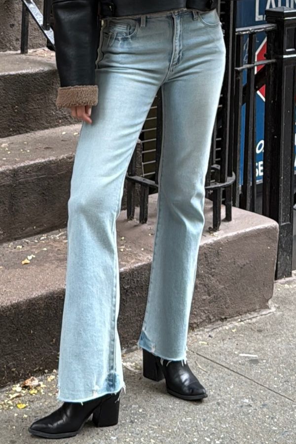 Casey Stretch HR Scissor Flare Jean